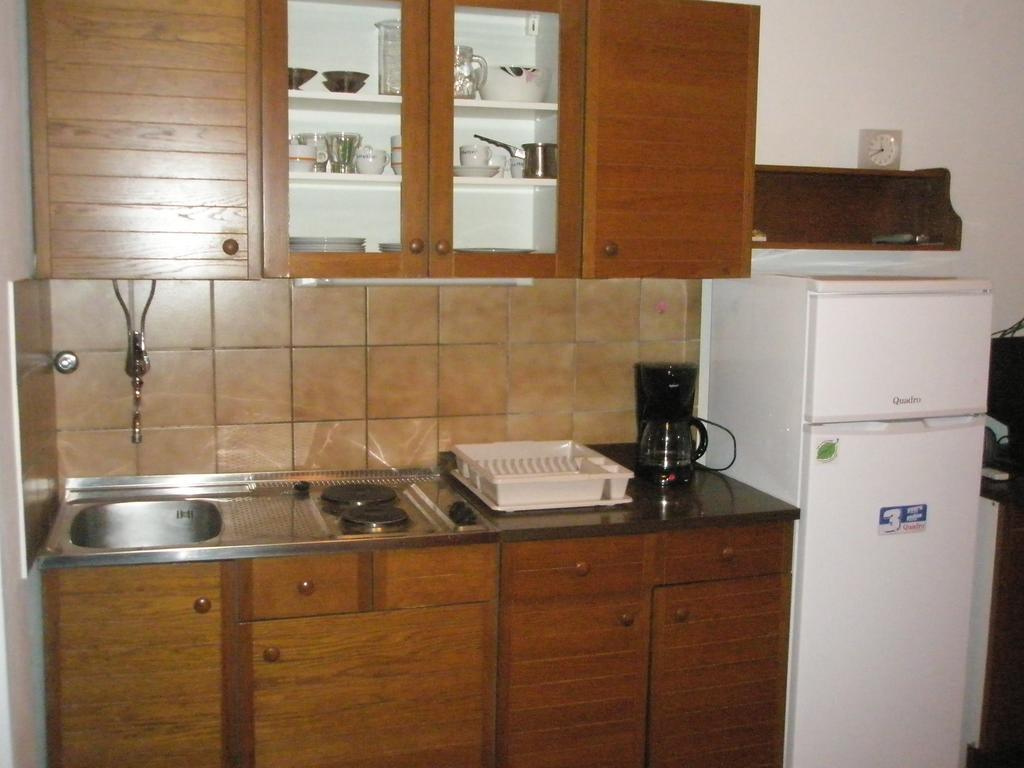 Studio Apartment Jadranko Duga Uvala Krnica Bilik gambar